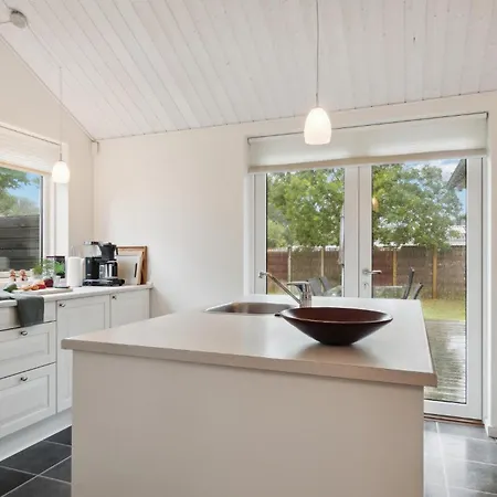 Lovely In With Kitchen Vakantiehuis *
